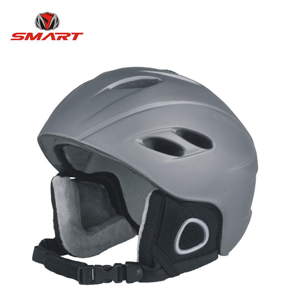 Skiing Helmet 06
