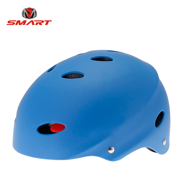 roller skate helmet 03