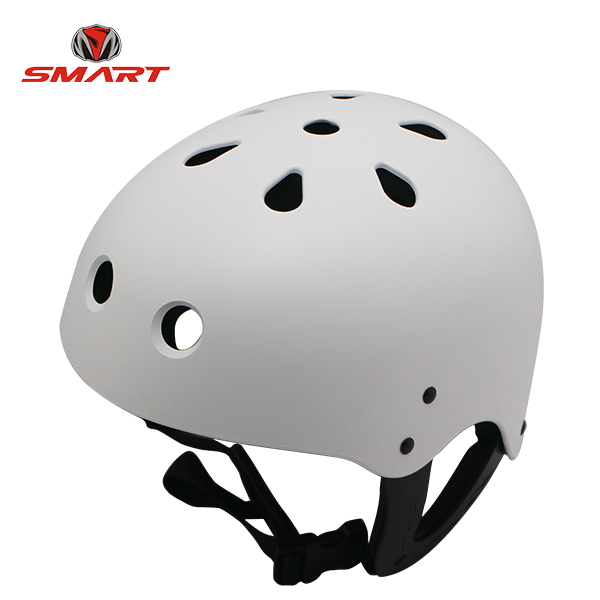 water rescue helmet 02